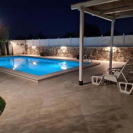 Villa Sesife 아볼라 외부 사진